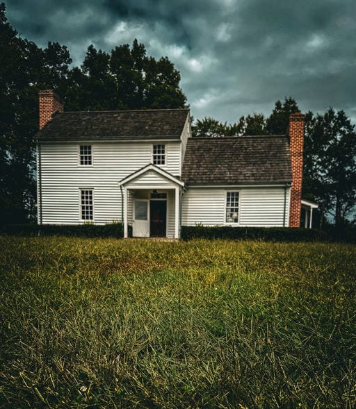 A Haunted Supper at Hall's Tavern