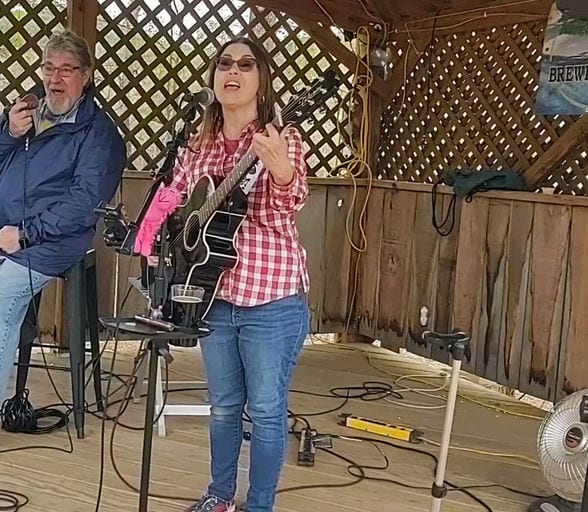 Live Music: Crystal Armentrout (Duo)