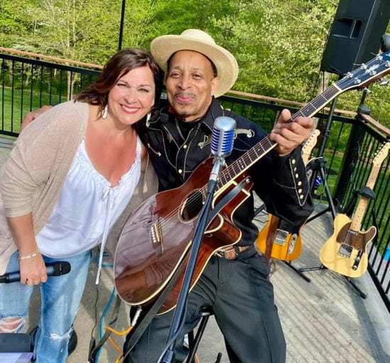 Live Music – Henley & Lou