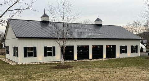Live Music: Keith Bryant at The Barn at 678