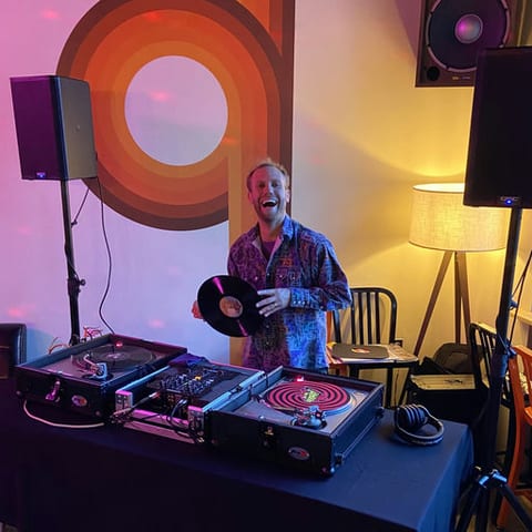 Thursday Rendezvous - Vinyl DJ Ryan Wood of Kendall Street Company