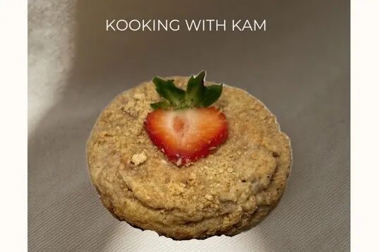 A strawberry-topped cookie from the Kooking with Kam class