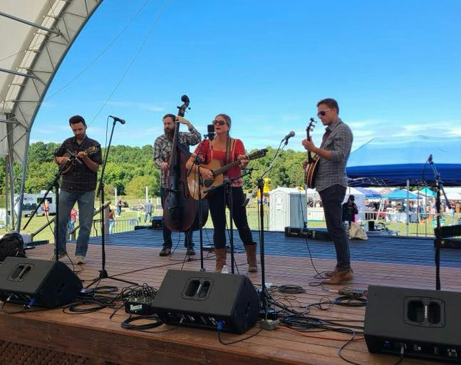 Tara Mills Band